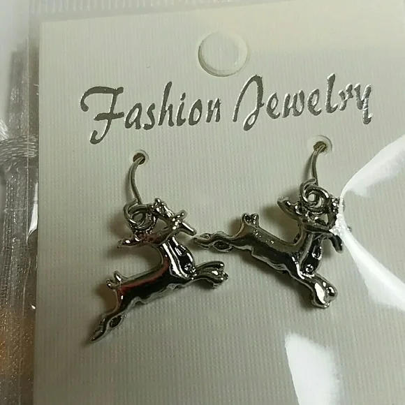 New Christmas earrings - Picture 2 of 5